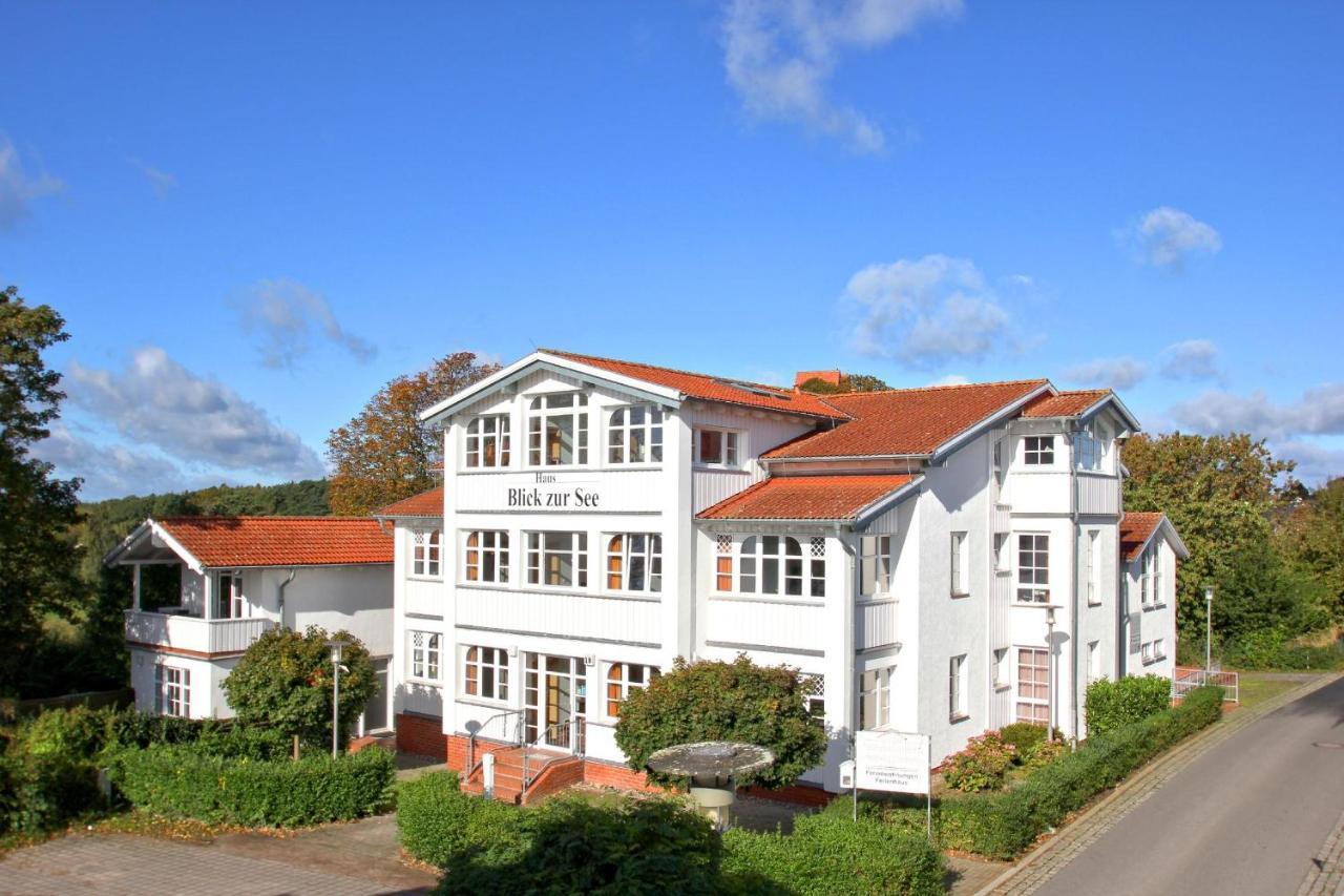 Fewo Mit Meerblick, Gratis Nutzung Vom Ahoi Erlebnisbad Und Sauna In Sellin - Haus Blick Zur See Fewo 11 Goehren  Exterior photo