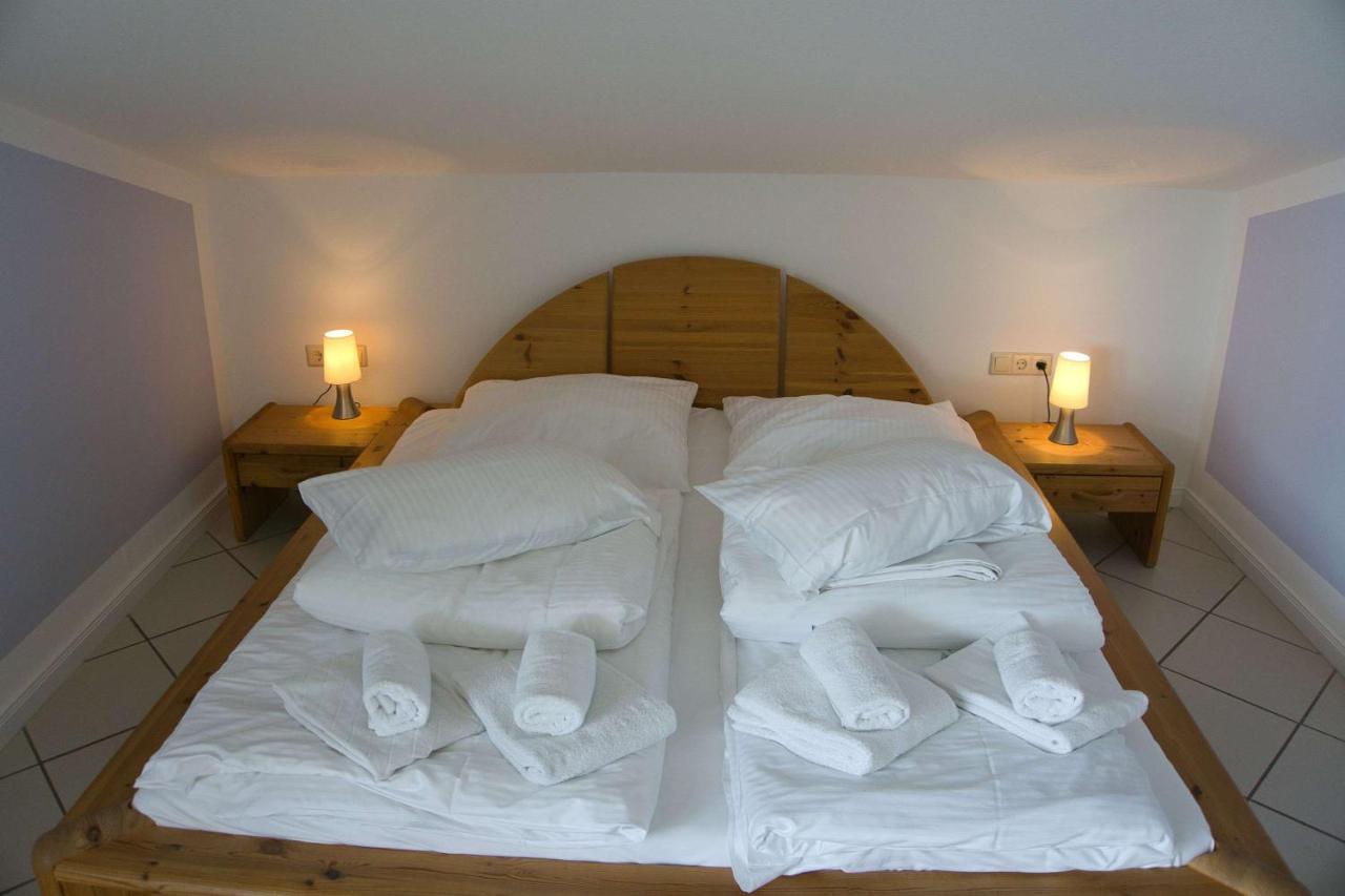 Fewo Mit Meerblick, Gratis Nutzung Vom Ahoi Erlebnisbad Und Sauna In Sellin - Haus Blick Zur See Fewo 11 Goehren  Exterior photo